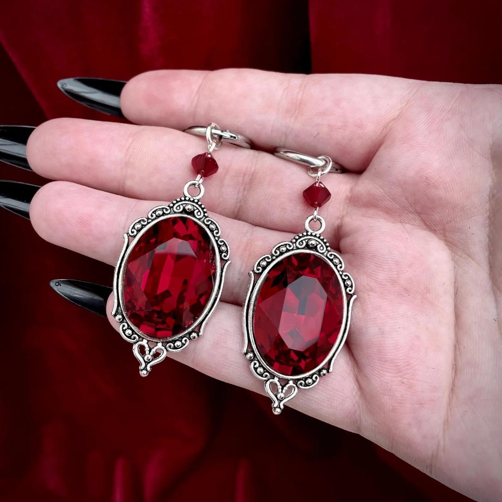 Women'S Victorian Accessories - Victorian Gothic Geometry Multi-faceted Oval Black