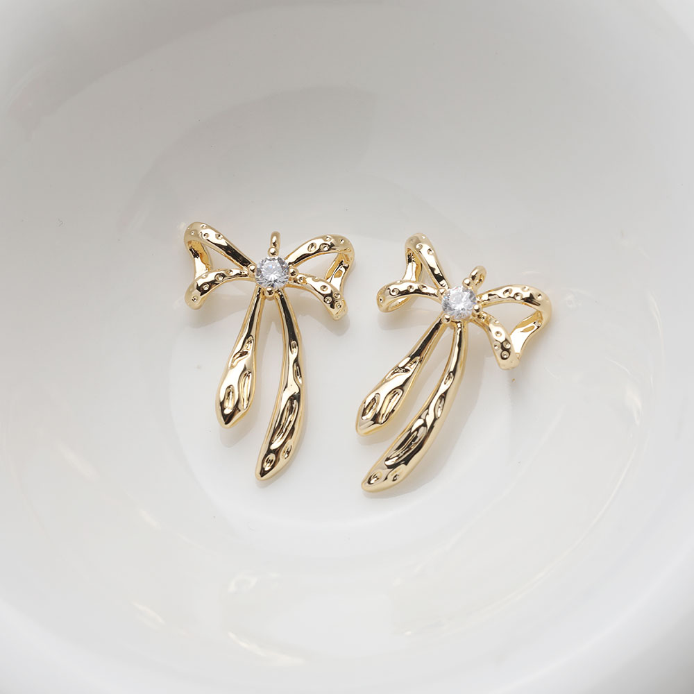 4PCS Dainty Bow Charm Jewelry  - Charm Necklace Dainty 评论和价格