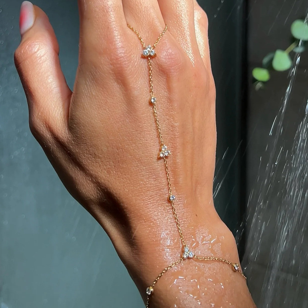 Crystal Fingerless Hand Chain  - Women'S Accessories Amazon 评论和价格