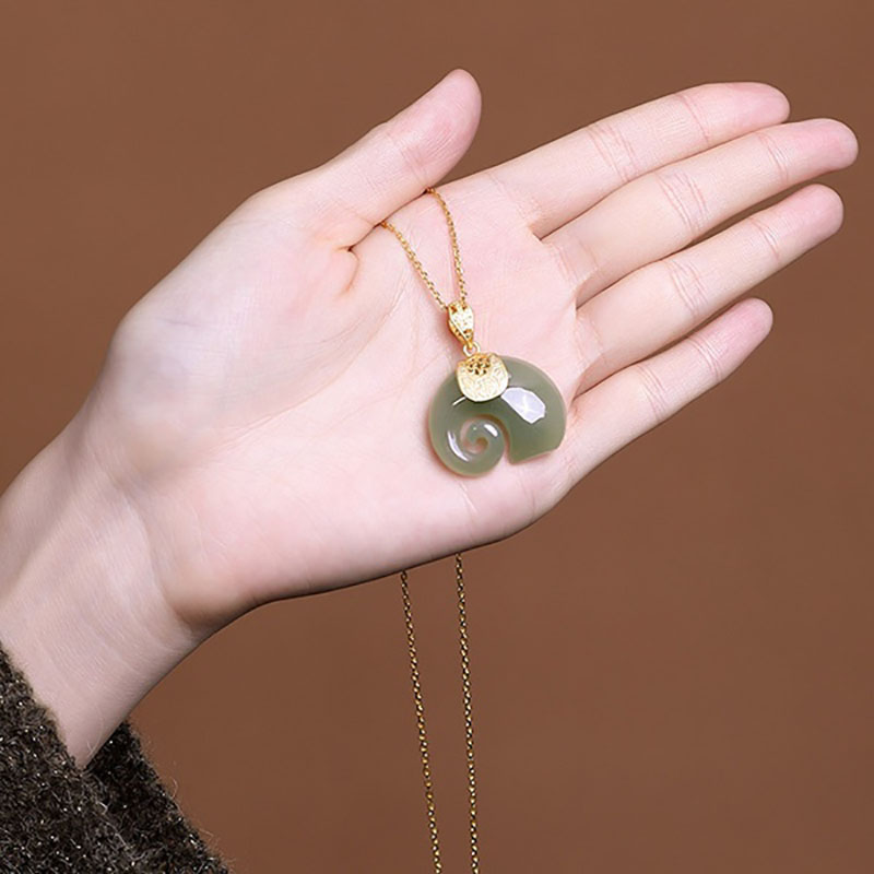 Boutique Natural Stone Hetian  - Charm Necklace Dainty 评论和价格