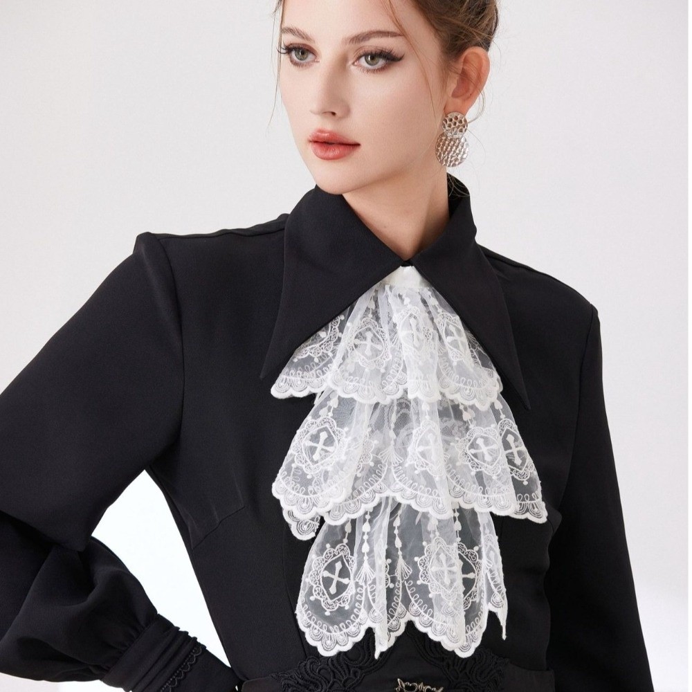 Victorian Style Lace Jabot Col - Women'S Victorian Accessories 评论和价格
